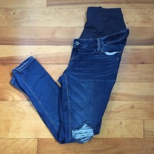 Old Navy MATERNITY Rockstar Super Skinny Jeans.